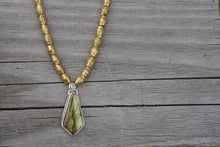 Load image into Gallery viewer, Zellie Necklace- Labradorite
