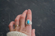 Load image into Gallery viewer, Ore Ring- Size 7
