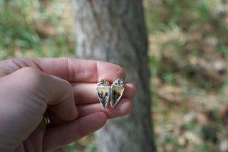 Sagebrush Post Earrings- MT Sapphire, Dendritic Agate + 10k Gold