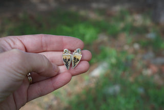 Sagebrush Post Earrings- MT Sapphire, Dendritic Agate + 10k Gold