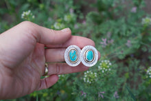 Load image into Gallery viewer, Radiance Posts- Turquoise
