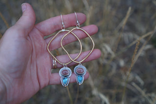 Rhode Hoops- Rhodonite + Kyanite
