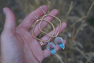 Rhode Hoops- Rhodonite + Kyanite