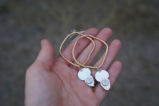 Rhode Hoops- Rhodonite + Kyanite