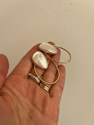 Rosalia Post Earrings- Mother of Pearl