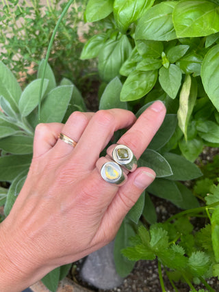 Round Signet- Vesuvianite Size 8.25