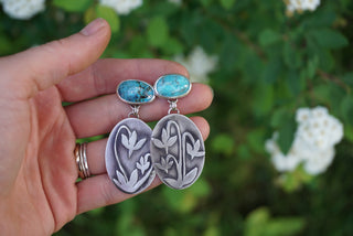 Mountain Flower Posts- Turquoise