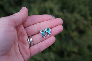 Dotty Post Earrings