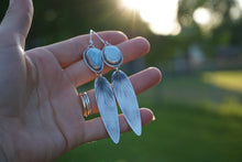 Load image into Gallery viewer, First Light Points- Lavender Turquoise
