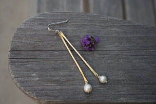 Sticks Earrings- Freshwater Pearl