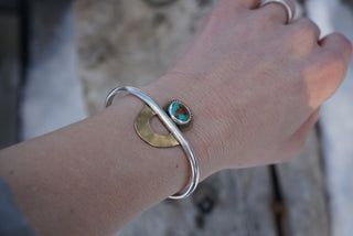 Desert Arch Cuff- Globe Turquoiae