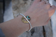 Load image into Gallery viewer, Desert Arch Cuff- Globe Turquoiae
