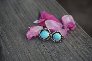 Lasso Post Earrings