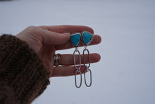 Load image into Gallery viewer, Paperclip Post Earrings- Silver
