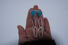 Load image into Gallery viewer, Paperclip Post Earrings- Silver
