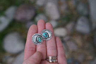 Moonshadow Posts
