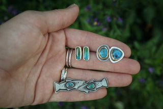 Essentials Post Earrings